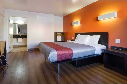 motel 6 claremont ca california stay book hotel